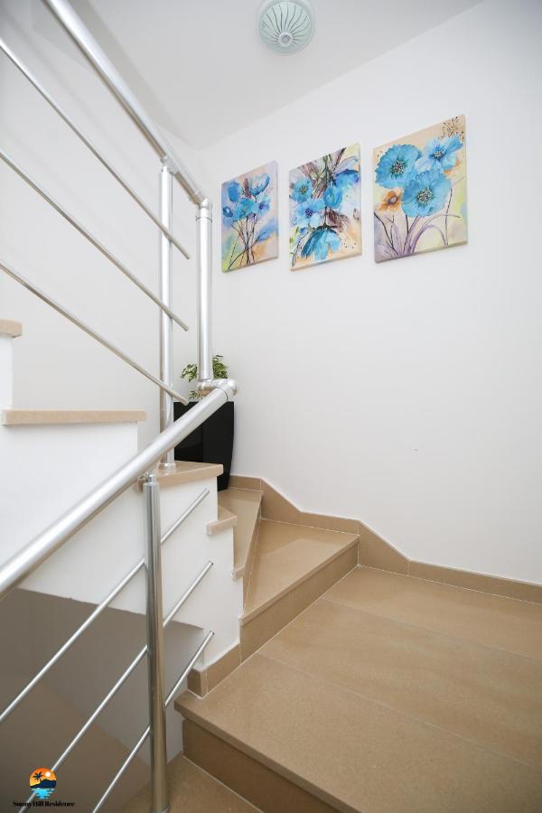 Sunny Hill Residence Radhime Exterior photo